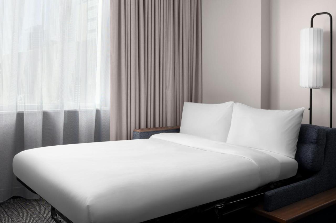 Courtyard By Marriott Calgary Downtown Otel Dış mekan fotoğraf